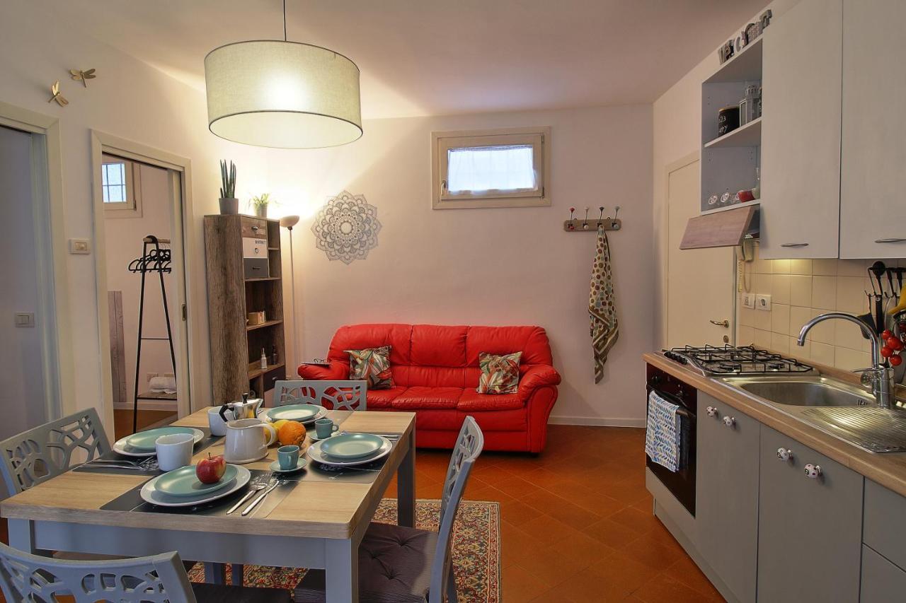 Casa Peppa Lägenhet Lazise Exteriör bild