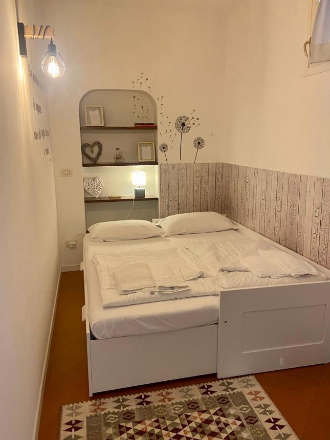 Casa Peppa Lägenhet Lazise Exteriör bild